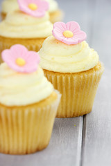 Cupcakes in a Row