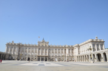 Palais royal de Madrid, Plaza de la Armería