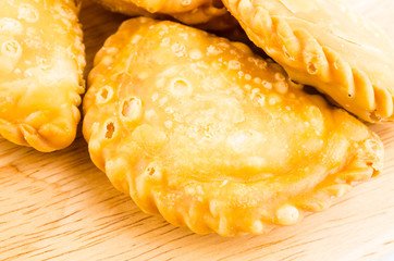 Curry puff