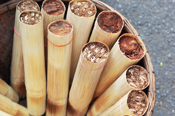 glutinous rice roasted in bamboo