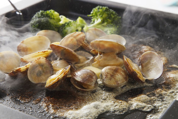 あさりのバター焼き