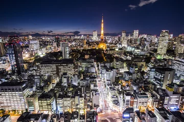Fotobehang Uitzicht op de zonsondergang in de stadsruimte van Tokio © 2nix