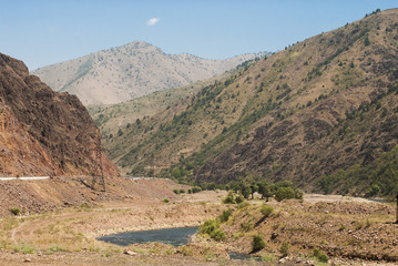 Paysage, Ouzbékistan, avant vallée du Fergana