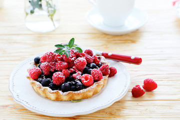 crispy tartlet with berries