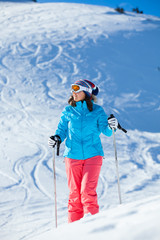 Fototapeta na wymiar female skier