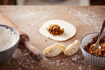 Preparing vegetable dim sums