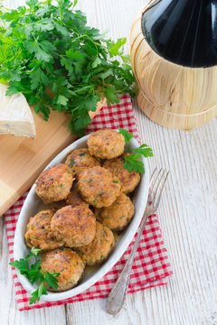 rissole with mould cheese and parsley