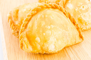 Curry puff
