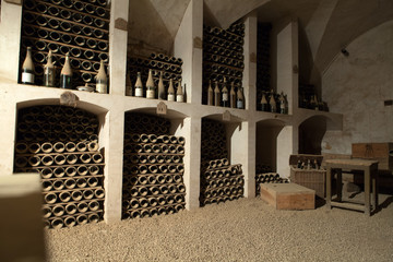 Fototapety  Piwnica do przechowywania wina w zamku Valencay.