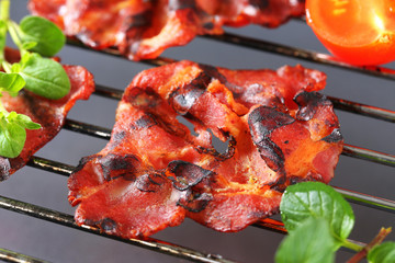 Grilled pork neck meat