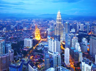 Möbelaufkleber Stadtbild von Kuala Lumpur © leungchopan