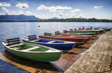 row boats © fottoo