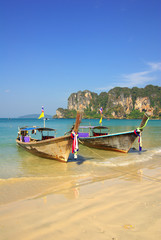 Fototapeta na wymiar Traditional Thai boat on Railay beach, Krabi, Thailand