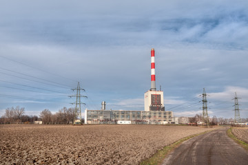 Wärmekraftwerk mit Verteilerstation