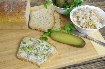 slice of bread with lard