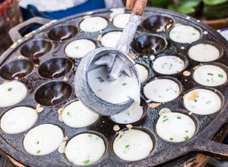 Knmcrk, Kind of Thai sweetmeat, made from coconut milk with suga