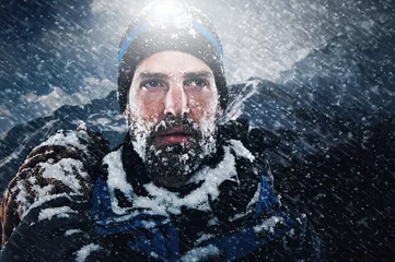 Foto auf Acrylglas Antireflex Adventure explorer mountain man © Daxiao Productions
