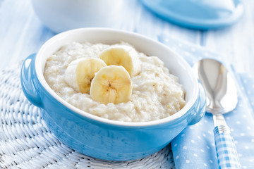 Oatmeal with banana