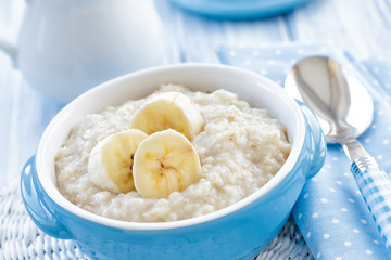 Oatmeal with banana