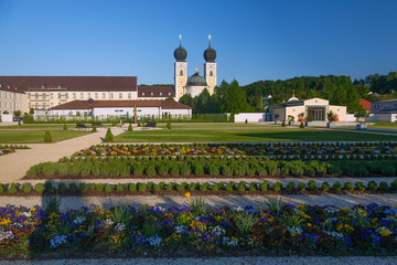 Metten, Benediktinerkloster, Klosterkirche