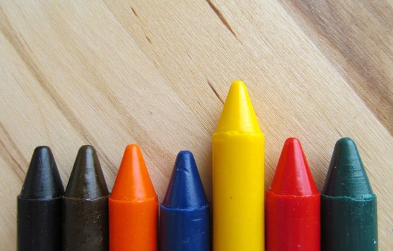 la crayola amarillo