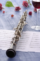 Oboe mit Partitur und Sommerfeeling