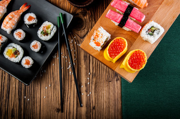 Fototapeta na wymiar Tasty, fresh and healthy sushi set