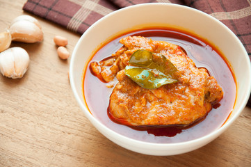 chicken mussaman curry