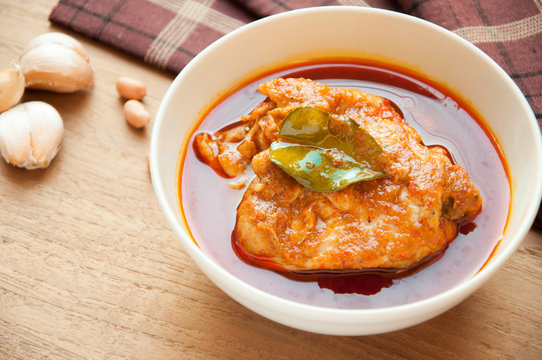 chicken mussaman curry