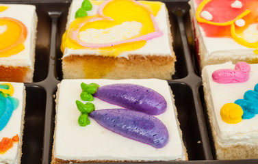 fancy cakes .