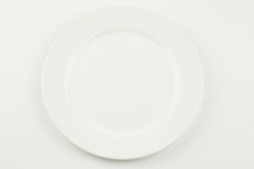 真っ白なお皿