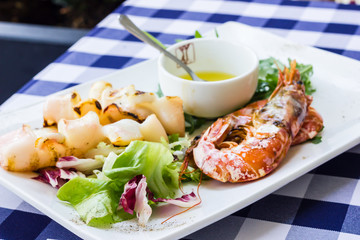 shrimp and crayfish
