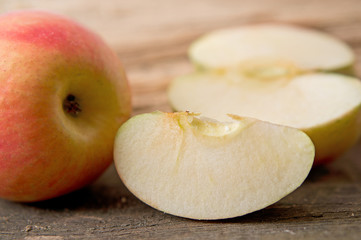 geteilte Äpfel