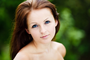 Beautiful Blue Eyed Woman. Beauty Portrait. Green Background. - 61252360