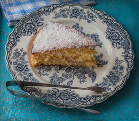 Portion biscuit with coconut