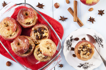 Baked apples with nuts and raisins