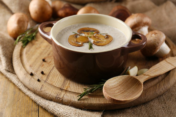 Obraz na płótnie Canvas Composition with mushroom soup in pot, fresh and dried