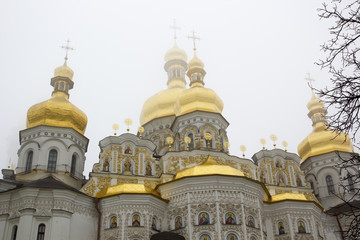 Fototapeta na wymiar Orthodox church domes