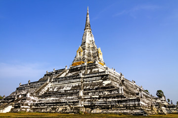 Fototapeta premium Beautiful Chedi and sky