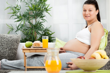 young pregnant women and healthy life