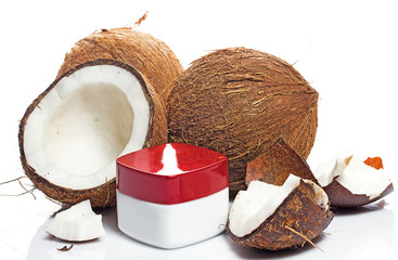 Coconut and moisturizer cream