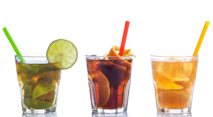 Cocktails with different citrus fruits