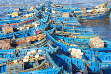 Fototapeta na wymiar Łodzie rybackie w Essaouira, Maroko