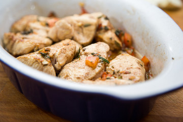Hühnchen im Bräter backen