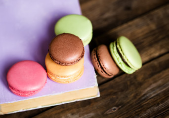 traditional french colorful macarons