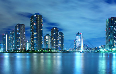 Obraz premium Tokyo residential district at night