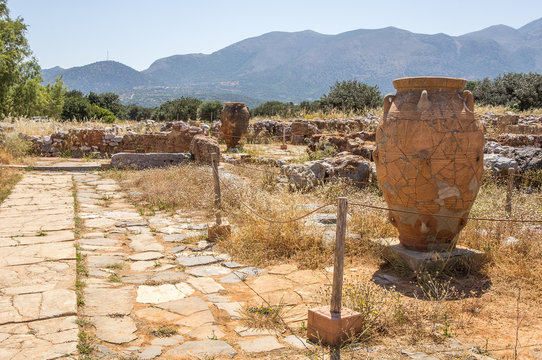 Malia Palace