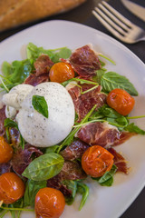 Burrata salad