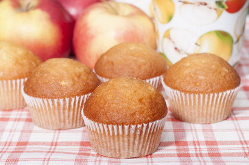 Cupcakes with fruit filling.