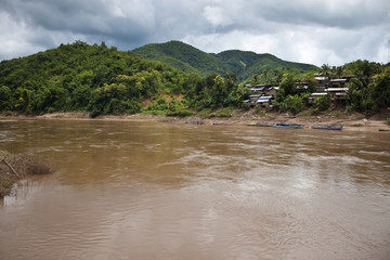 Obraz premium Village Muang Khua in northern Laos.